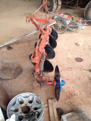 ขายผานบุกเบิก 4X22 LCS สภาพพร้อมใช้ราคา 24000.- ใบผานใหม่ ขายผานบุกเบิก 4X22 LCS สภาพพร้อมใช้ราคา 24000.- ใบผานใหม่