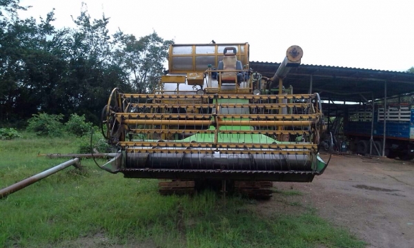 ขายรถเกี่ยวข้าว ไทยเส็งยนต์ เครื่อง 6HS1-210 แรง ปั๊มไดกิ้นเบอร์ 22 ขายรถเกี่ยวข้าว ไทยเส็งยนต์ เครื่อง 6HS1-210 แรง ปั๊มไดกิ้นเบอร์ 22