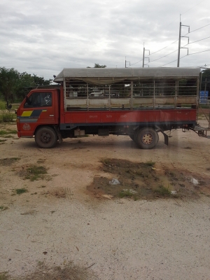 ขายด่วนรถอีซูซุ6ล้อสภาพพร้อมใช้งาน0845981814