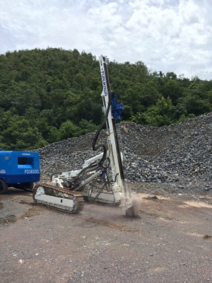 ขายรถเจาะหิน