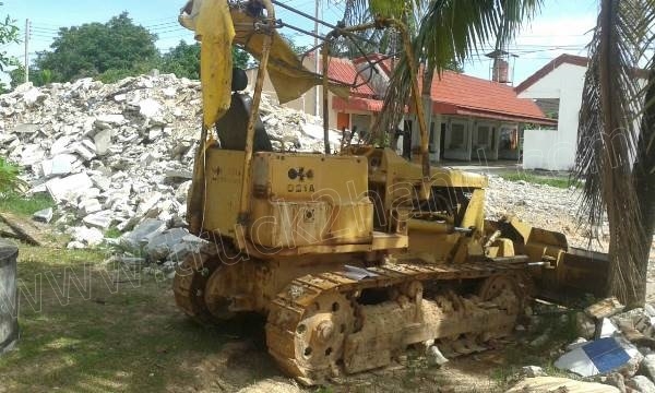 รถแทรกเตอร์ KOMATSU D21A รุ่น 5