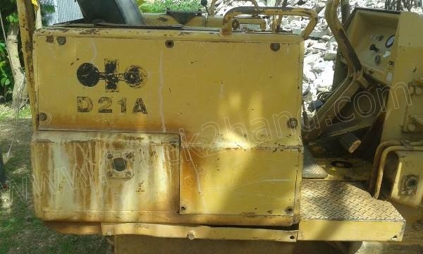รถแทรกเตอร์ KOMATSU D21A รุ่น 5