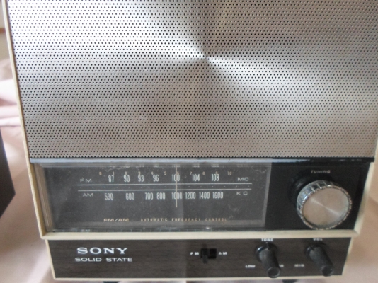 วิทยุโซนี่เก่าครับ