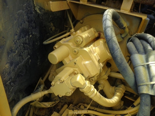 รถแบคโฮ SUMITOMO S160B2 เทียบเท่า Pc60 สวยมาก น่าใช้ รถเก่าญี่ปุ่น ขายถูกสุดคุ้ม 090-986-2521 รถแบคโฮ SUMITOMO S160B2 เทียบเท่า Pc60 สวยมาก น่าใช้ รถเก่าญี่ปุ่น ขายถูกสุดคุ้ม 090-986-2521