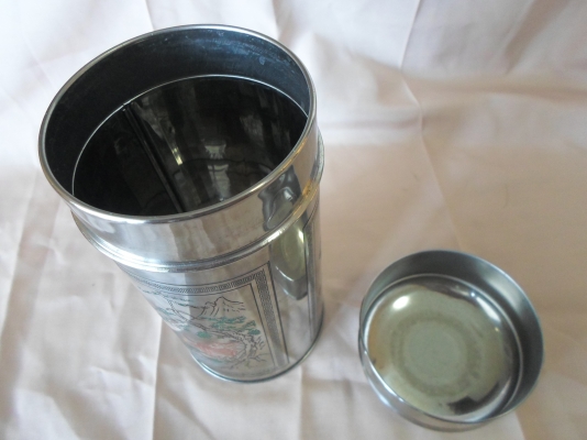 ขวดใส่ชาจีนเก่าครับ