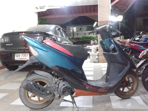ขายรถป๊อป,DIO ZX'AF34 เครื่องเดิมๆโช๊คทองล้อแม็ก 9,500 ขายรถป๊อป,DIO ZX'AF34 เครื่องเดิมๆโช๊คทองล้อแม็ก 9,500