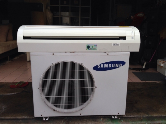 **** ขายแอร์ Samsung 18000 BTU สภาพสวย ****