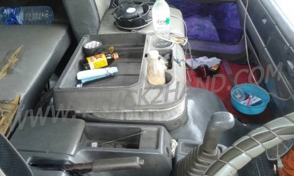 HINO 10 ล้อ กระบะรั้วเหล็ก รุ่น FL3H เครื่อง 6 สูบ 195 แรงม้า