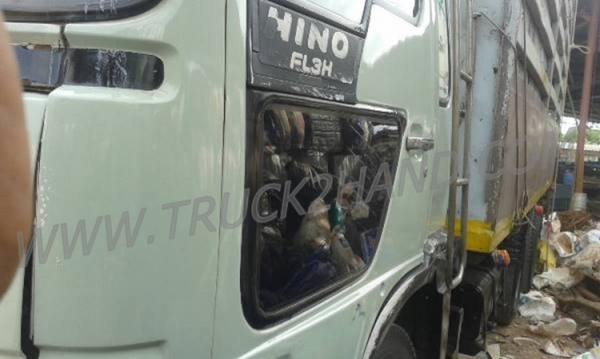 HINO 10 ล้อ กระบะรั้วเหล็ก รุ่น FL3H เครื่อง 6 สูบ 195 แรงม้า