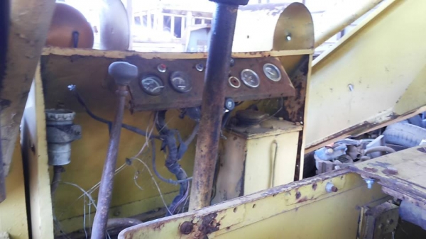 **139,000 บ.ต่อรอง**ขายรถตักล้อยาง KOMATSU SD20 DA120-6สูบ เอวแข็ง เครื่องฟิตใหม่ ปั้มดี แขนเดิม ไม่ปะไม่ร้าว บุ้งกี๋เดิม ไม่ผุ บอดี้เดิม ช่วงล่างดี สีสันเดิมยังดูดี ยางดี4เส้น รถทำงานลุยงานดี ระบบไฮฯใช้งานปกติ เกียร์ดีไม่หลุด ฟิตเครื่องใหม่ๆ แน่นๆ พร้อมใ