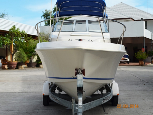 Proline 201WA, 20 foot walkaround with 150 HP Mercury