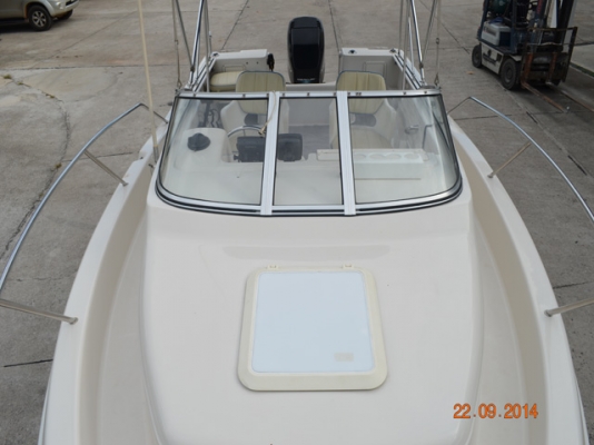 Proline 201WA, 20 foot walkaround with 150 HP Mercury