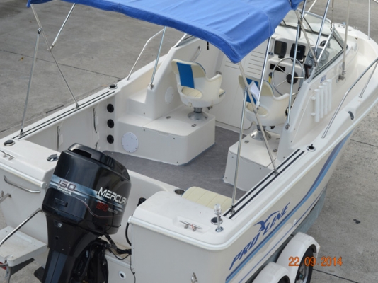 Proline 201WA, 20 foot walkaround with 150 HP Mercury