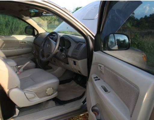 ขาย vigo 2007 cab 2.5 mt ขาย vigo 2007 cab 2.5 mt