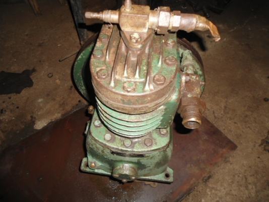 ขายหัวปั้มลมใหญ่ 2 สูบ  (ของประเทศเยอรมัน)