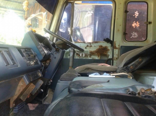 รถอีซูซุ 6 ล้อดั้ม 195 แรงม้า. ปี 40 สนใจติดต่อ 081 - 6079515 รถอีซูซุ 6 ล้อดั้ม 195 แรงม้า. ปี 40 สนใจติดต่อ 081 - 6079515