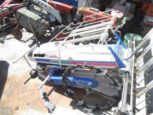 รถปลูกข้าวดำนาแบบเดินตาม !!!    ISEKI    PS40    รหัสสินค้า : 14001892   หรือเพิ่มเติมไดที่ www.nihonmono.com