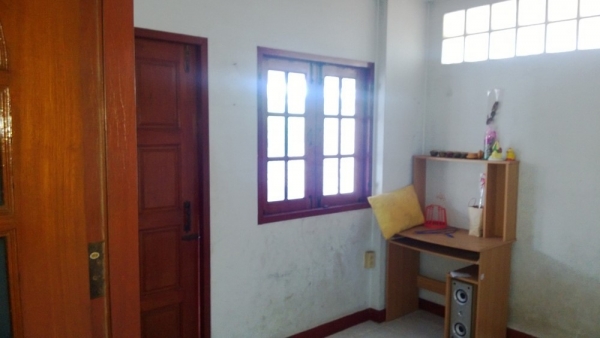 ขายด่วน >> บ้าน พร้อมที่ดิน (3,200,000)