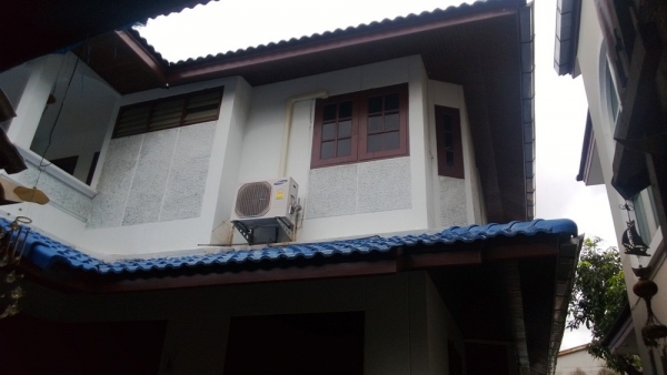 ขายด่วน >> บ้าน พร้อมที่ดิน (3,200,000)