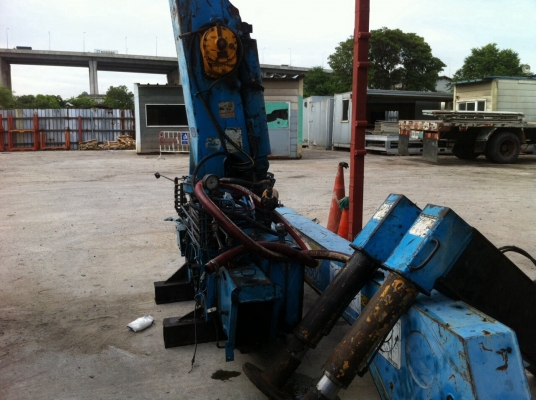 ขายเครน5ตัน3ปอก2ชักทานาโน่ซุปเปอร์ z สภาพสวยไม่มีหักไม่มีดามครับ