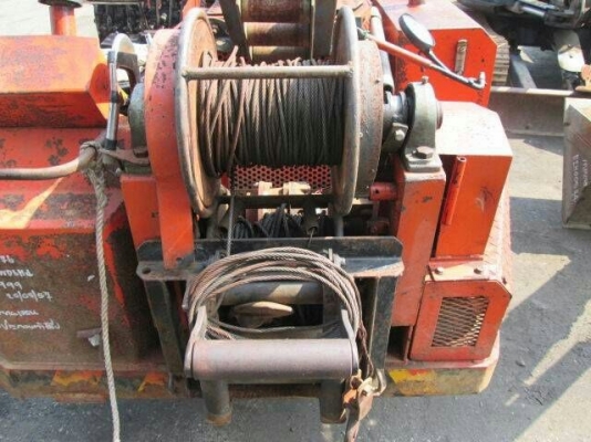 รถ 10 ล้อ คีบไม้.  / 3 เพลา.  สนใจติดต่อ 081 - 6079515