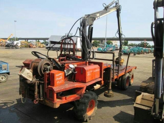 รถ 10 ล้อ คีบไม้.  / 3 เพลา.  สนใจติดต่อ 081 - 6079515