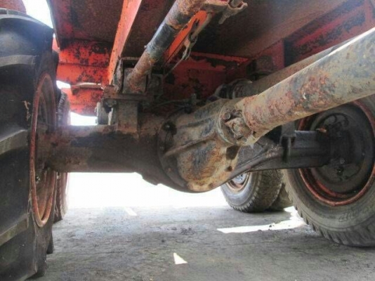 รถ 10 ล้อ คีบไม้.  / 3 เพลา.  สนใจติดต่อ 081 - 6079515