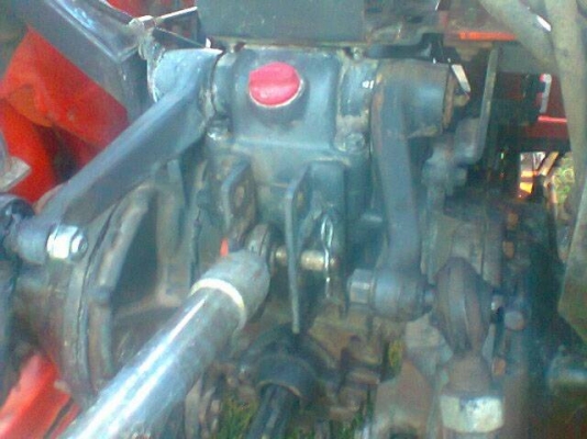 ขายรถไถKUBOTA L4508 ทำงาน2,xxxhr อุปกรณ์ ดันหน้า ผานหลัง สภาพพร้อมโอน เอกสารเล่มทะเบียนพร้อมโอน สนใจโทร090-8588220คุณนะ ID:narong498 หรือwww.truck.in.th/498