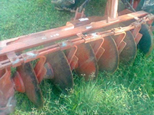 ขายรถไถKUBOTA L4508 ทำงาน2,xxxhr อุปกรณ์ ดันหน้า ผานหลัง สภาพพร้อมโอน เอกสารเล่มทะเบียนพร้อมโอน สนใจโทร090-8588220คุณนะ ID:narong498 หรือwww.truck.in.th/498