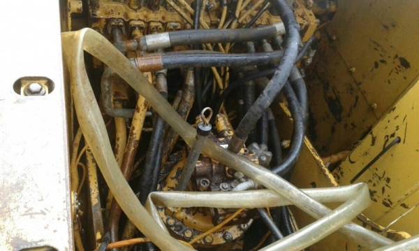 รถแบคโฮ CAT 320C / รถฮีโน่ 10 ล้อดั้ม FM3M เปลื่ยนเครื่อง P11 320 แรงม้า. ( ขายคู่ ) สนใจติดต่อ 081 - 6079515 รถแบคโฮ CAT 320C / รถฮีโน่ 10 ล้อดั้ม FM3M เปลื่ยนเครื่อง P11 320 แรงม้า. ( ขายคู่ ) สนใจติดต่อ 081 - 6079515