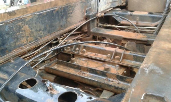 รถฮีโน่ 10 ล้อดั้ม FM3M เปลื่ยนเครื่อง P11  320 แรงม้า. / รถแบคโฮ CAT  320C  ( ขายคู่. )  สนใจติดต่อ 081 - 6079515