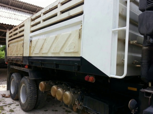 รถอีซูซุ 10 ล้อดั้ม FXZ 360 แรงม้า. ปี 53 ( รถวิ่ง 2xx,xxx กม. ) สนใจติดต่อ 081 - 6079515 รถอีซูซุ 10 ล้อดั้ม FXZ 360 แรงม้า. ปี 53 ( รถวิ่ง 2xx,xxx กม. ) สนใจติดต่อ 081 - 6079515