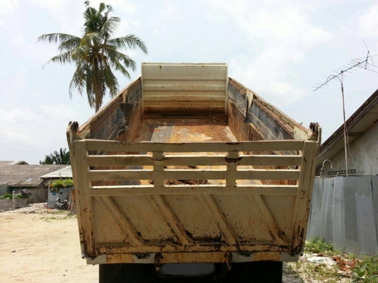 รถอีซูซุ 10 ล้อดั้ม FXZ 360 แรงม้า. ปี 53 ( รถวิ่ง 2xx,xxx กม. ) สนใจติดต่อ 081 - 6079515 รถอีซูซุ 10 ล้อดั้ม FXZ 360 แรงม้า. ปี 53 ( รถวิ่ง 2xx,xxx กม. ) สนใจติดต่อ 081 - 6079515