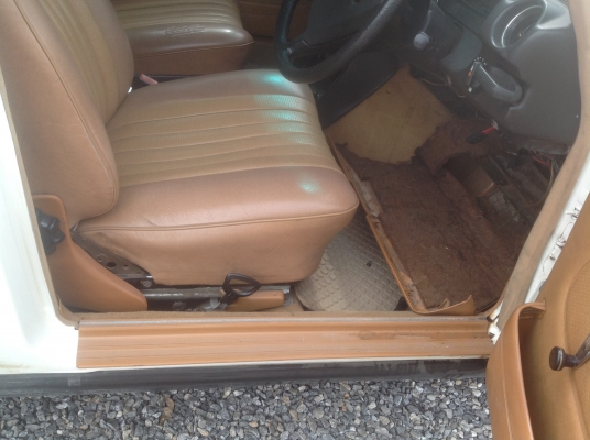 เบ้นซ์เก่าเก็บของอาก๋ง  แวน 123   ดีเชล 2990 cc เกียร ออโต้