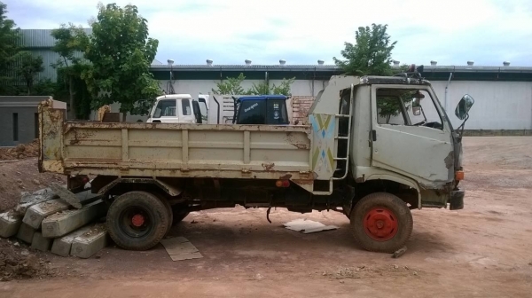 ขายถูกตามสภาพ 6 ล้อดั้ม KM310 เครื่อง DQ100 วางหัว FC กระบะสวย F หน้า-หลัง ทะเบียนพร้อมโอนครับ ราคาต่อรองได้