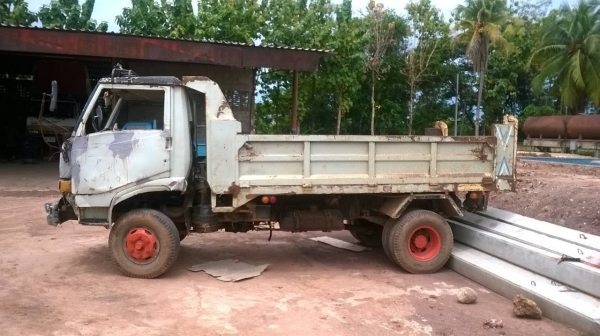 ขายถูกตามสภาพ 6 ล้อดั้ม KM310 เครื่อง DQ100 วางหัว FC กระบะสวย F หน้า-หลัง ทะเบียนพร้อมโอนครับ ราคาต่อรองได้