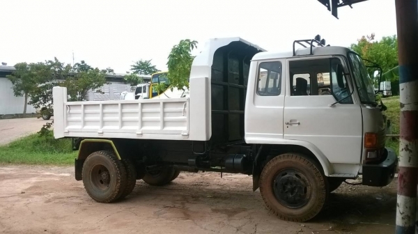 ขาย 6 ล้อดั้ม KL300 เครื่อง EC100 คัสซีสวย วางหัว F18 พวมาลัยพาวเวอร์ ทะเบียนพร้อมโอนครับ