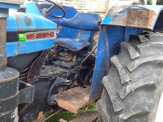 ขายรถไถ FORD NEWHOLLAND 1 เพลา AT 6610