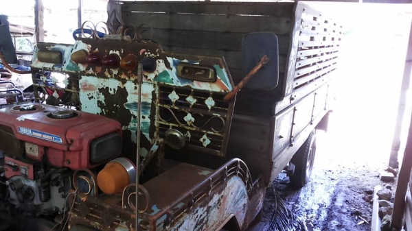 ***ขายแล้วครับขอบคุณ Truck2hand ขายแต๋น4ล้อ เครื่องKUBOTA ET11แรง เครื่องดี สตาร์ทติดง่าย แน่นดี แรงใช้ได้ เกียร์bu เข้าง่ายไม่หลุด ช่วงล่างbuddy คัสซีหน้า4 สวยเดิมไม่ปะไม่ผุ กระบะพื้นไม้คอกไม้สภาพสสวยเดิม ยาว2.50ม.พื้นสวยคอกดี ไม่โก่งไม่โย้ ยางสวย4เส้น ร