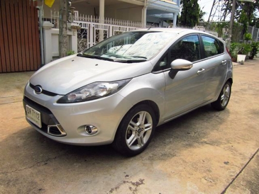 FORD FIESTA 1.6 SPORT เกียร์ออโต้ 5ประตู ปี 2012 วิ่ง6หมื่นโล FORD FIESTA 1.6 SPORT เกียร์ออโต้ 5ประตู ปี 2012 วิ่ง6หมื่นโล