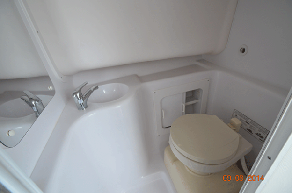 Proline 30Walk, 33 foot, 450 hp Mercury 4 stroke (225x2)