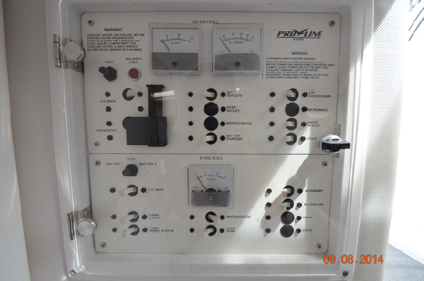 Proline 30Walk, 33 foot, 450 hp Mercury 4 stroke (225x2)