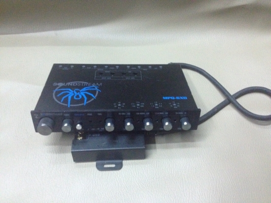 ขายปรีแอมป์ SoundStream รุ่น MPQ-6XO สภาพสวยรับประคุณภาพ