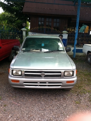 ขายรถกะบะ โต้โยต้าไมตี้ เอก เครื่อง 2L ขายรถกะบะ โต้โยต้าไมตี้ เอก เครื่อง 2L