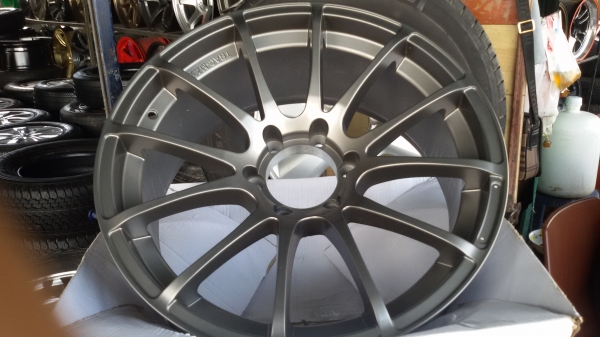 ขายล้อใหม่ขอบ20 6รูชุดละ13500