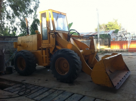 ขายรถตัก KOMATSU  510 มีหลายคัน