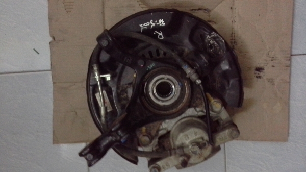 ดุมล้อหน้านิววีออสทั้งชุดABSครับ