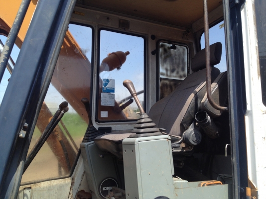 ขายรถแม็คโคร  SK 60-2 สภาพเก่านอก มีลายหัวเจาะพร้อมใช้