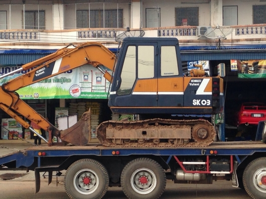 ขายรถแม็คโคร  SK 60-2 สภาพเก่านอก มีลายหัวเจาะพร้อมใช้