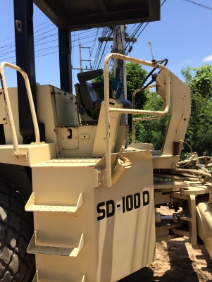 ขายถบดถนนสั่นสะเทือนINGERSOLLAND SD100 D 2เปลือก 2 เพลา ทะเบียนพร้อม
